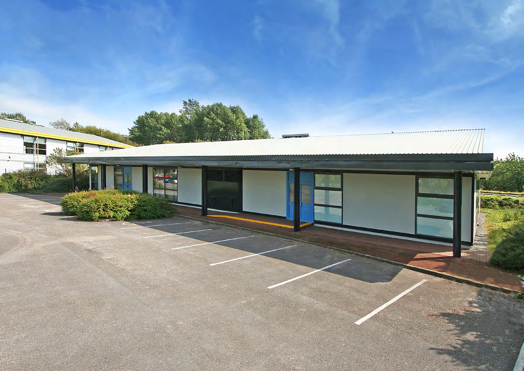 Faraday Rd, Liverpool for lease Primary Photo- Image 1 of 3