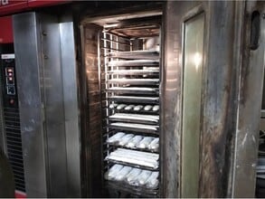 Retail in Barcelona, Barcelona for lease Interior Photo- Image 2 of 4