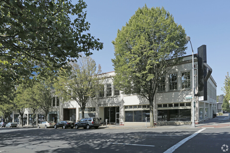 1012 Washington St, Vancouver, WA for lease - Primary Photo - Image 1 of 7