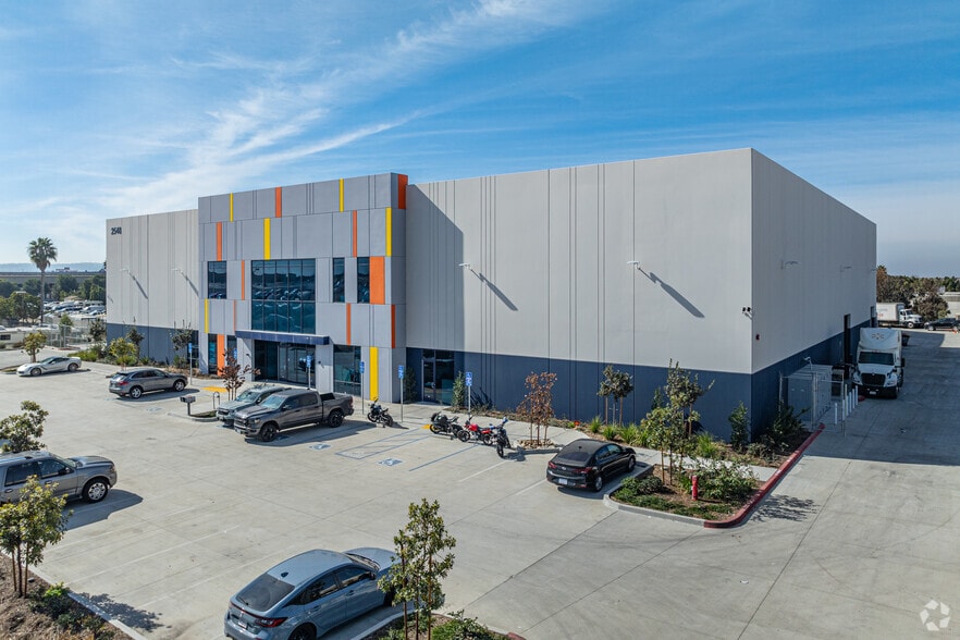 2548 Cactus Rd, San Diego, CA for lease - Primary Photo - Image 1 of 7