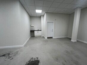 Cambridge St, Harrogate for lease Interior Photo- Image 2 of 8