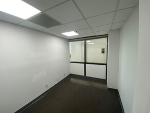 2655 Le Jeune Rd, Coral Gables, FL for lease Interior Photo- Image 2 of 6