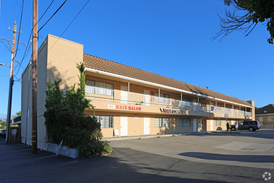 3553 Castro Valley Blvd, Castro Valley, CA for lease - Building Photo - Image 3 of 16