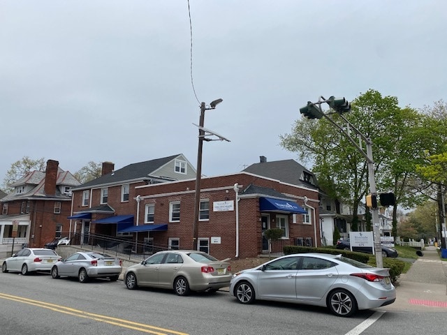 675 Broadway, Paterson, NJ for sale - Primary Photo - Image 1 of 43