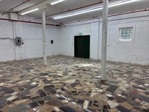 210-211 Cottage St, Poughkeepsie, NY for lease Interior Photo- Image 2 of 6