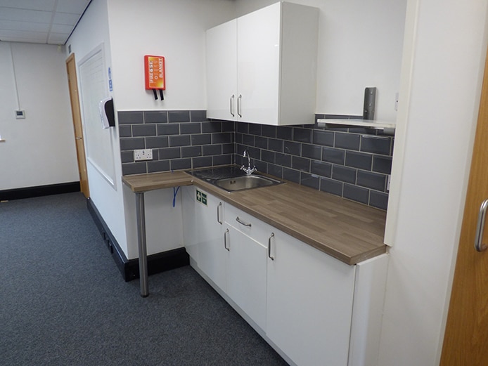 9-10 Ardent Ct, Henley In Arden, WMD B95 5GF - Unit 10 - - Interior Photo - Image 2 of 4