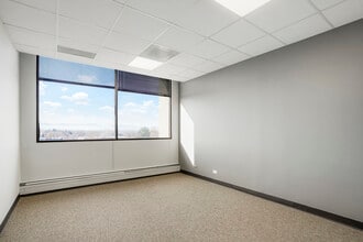5601 S Broadway, Littleton, CO for lease Building Photo- Image 2 of 3