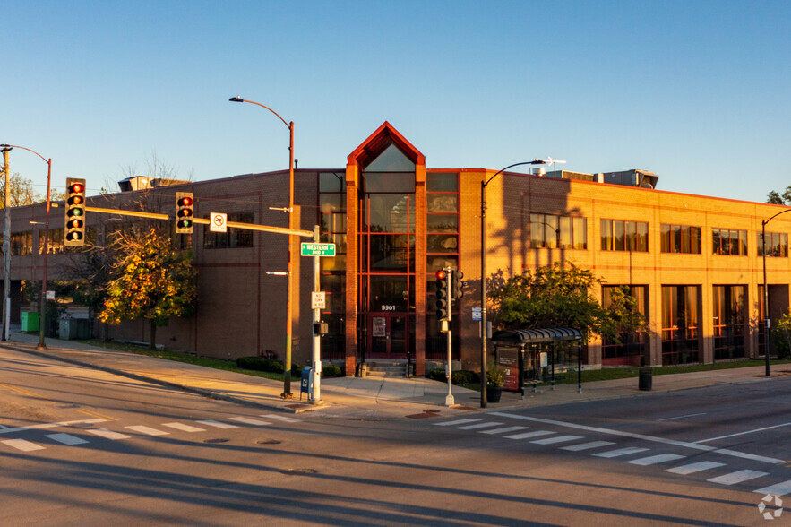 9901 S Western Ave, Chicago, IL for sale - Building Photo - Image 1 of 1