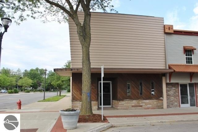 201 E Superior St, Alma, MI for sale Building Photo- Image 1 of 1