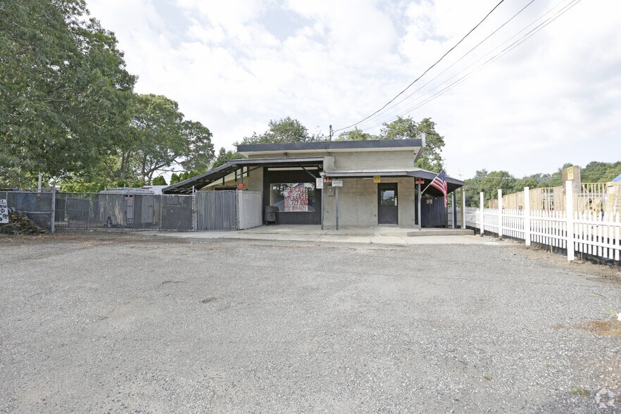 318 Smithtown Blvd, Nesconset, NY 11767 Retail for Sale