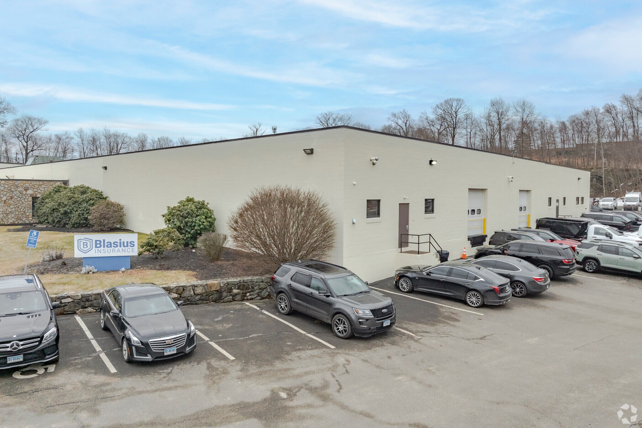 500 Captain Neville Dr, Waterbury, CT for sale Primary Photo- Image 1 of 1