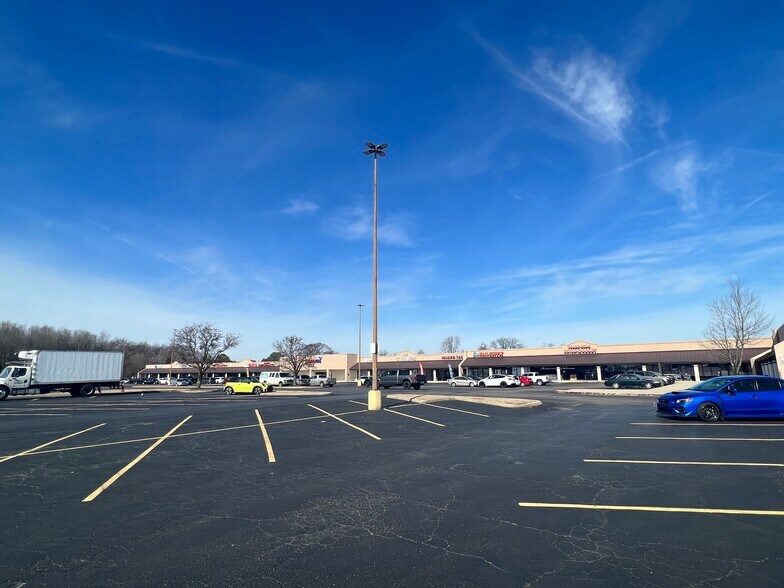 8760 Madison Blvd, Madison, AL 35758 Spencer Square