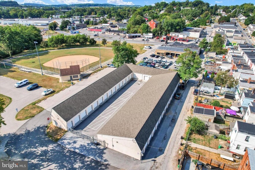 370 Sheridan st, York, PA for sale - Primary Photo - Image 1 of 21