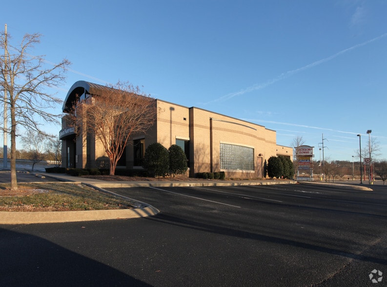 3169 Lebanon Pike, Nashville, TN for lease - Building Photo - Image 2 of 15