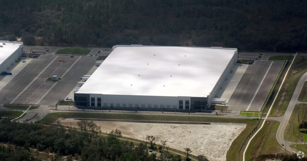 14640 Softwind Ln, Spring Hill, FL for lease - Aerial - Image 1 of 3