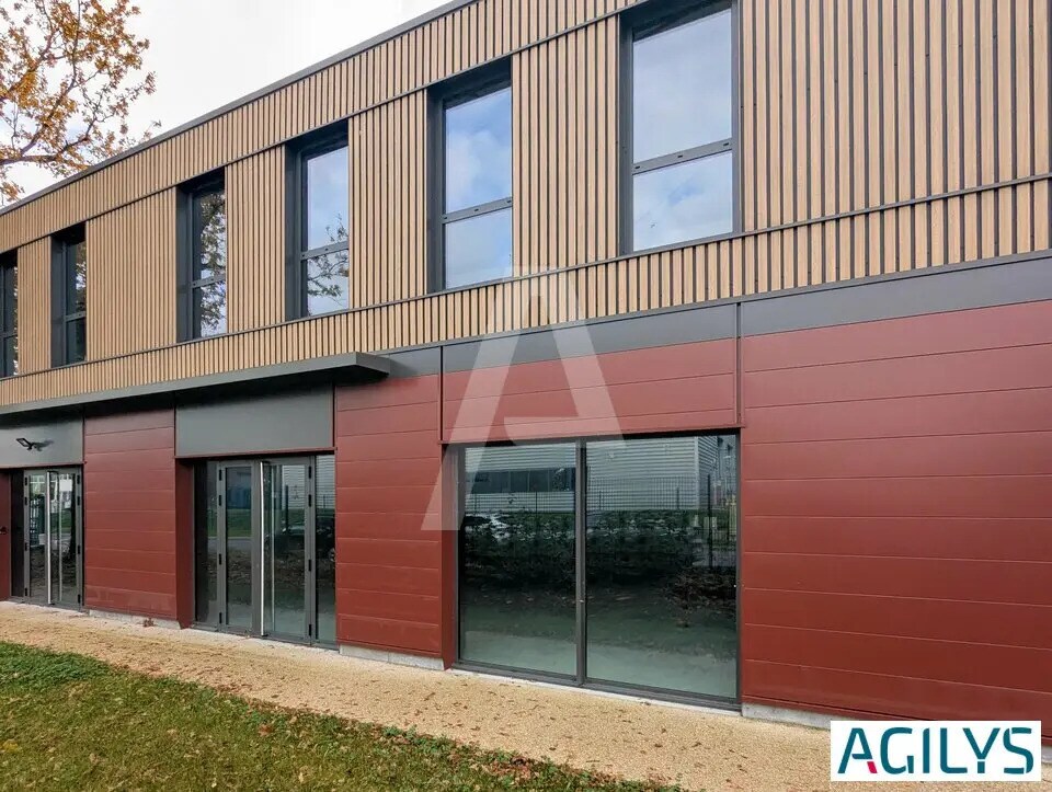 Vente Local d'activités 208 m² - Photo 1