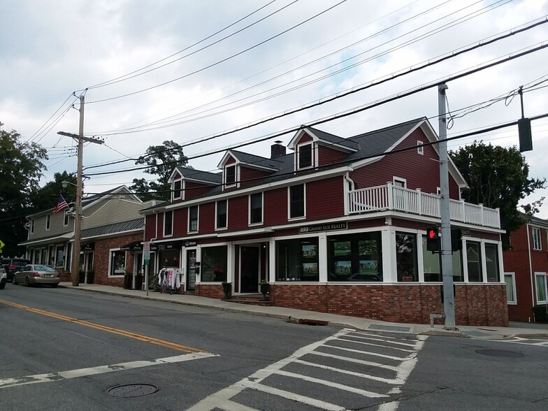 428432 Main St, Armonk, NY 10504