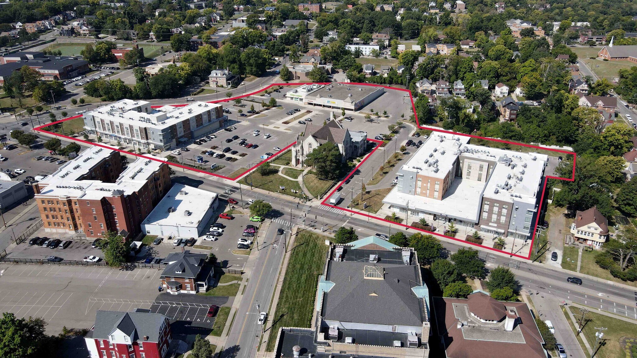 3559 Reading Rd, Cincinnati, OH for lease Building Photo- Image 1 of 7