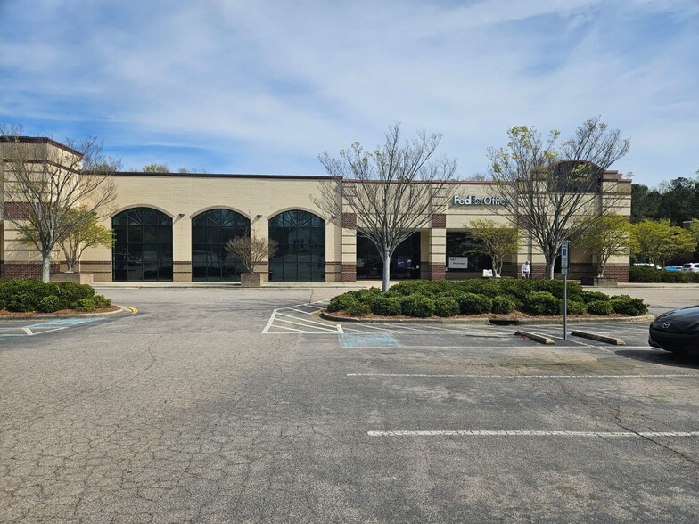 760 SE Maynard Rd, Cary, NC for lease - Building Photo - Image 2 of 11