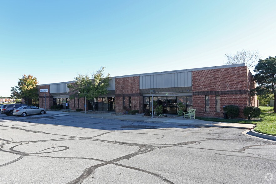 1150511519 W 83rd Ter, Lenexa, KS 66214