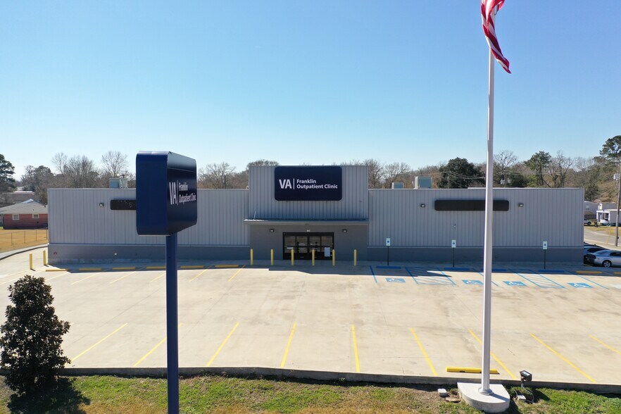 1801 Main St, Franklin, LA for sale - Building Photo - Image 1 of 1