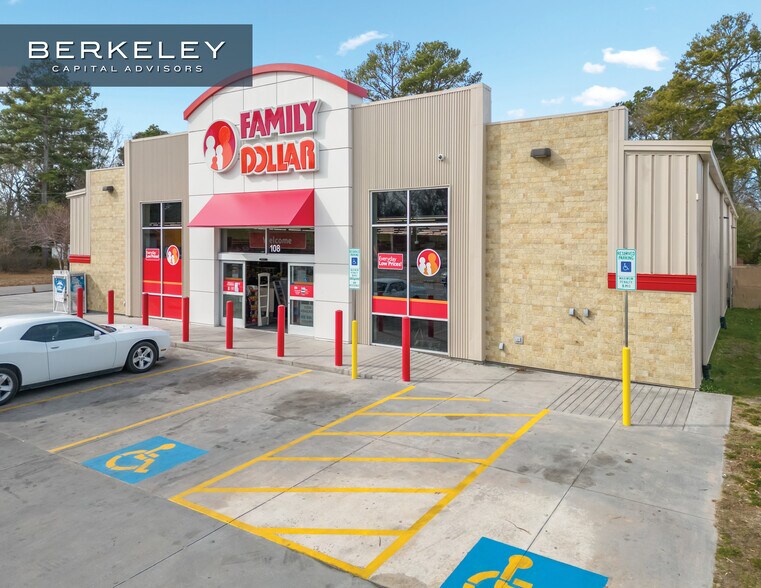 10971 Carolina St, Maxton, NC 28364 Family Dollar