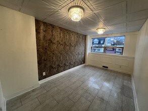 201 E Ridgewood Ave, Ridgewood, NJ for lease Interior Photo- Image 1 of 4