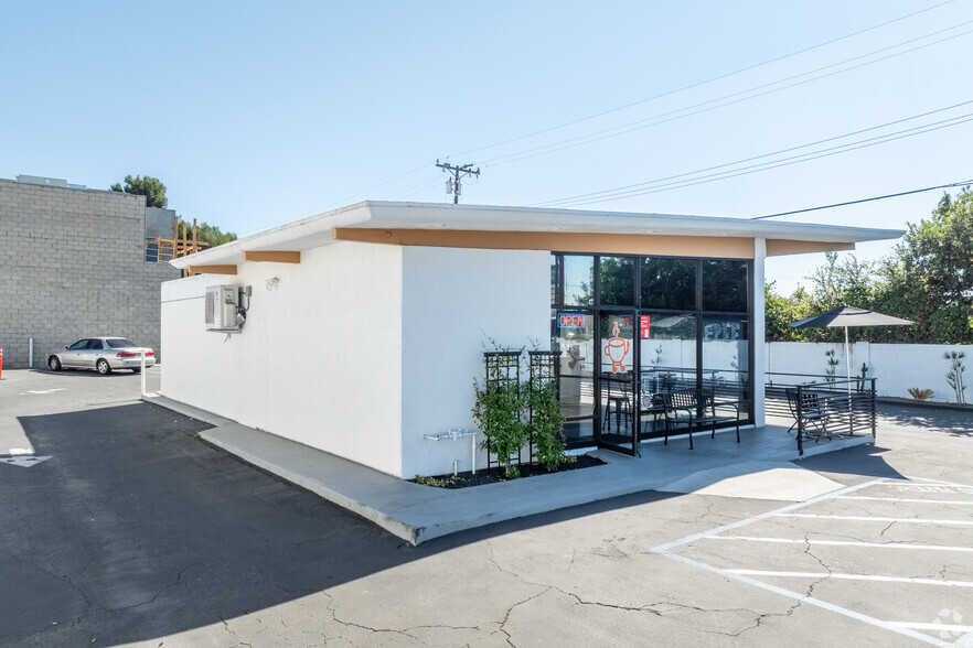 17050 Newland St, Fountain Valley, CA for sale - Building Photo - Image 2 of 18