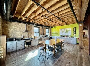 1525 W Homer St, Chicago, IL for lease Interior Photo- Image 2 of 8