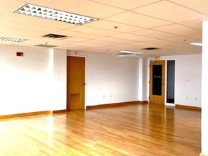 119-129 Braintree St, Allston, MA for lease Interior Photo- Image 2 of 10