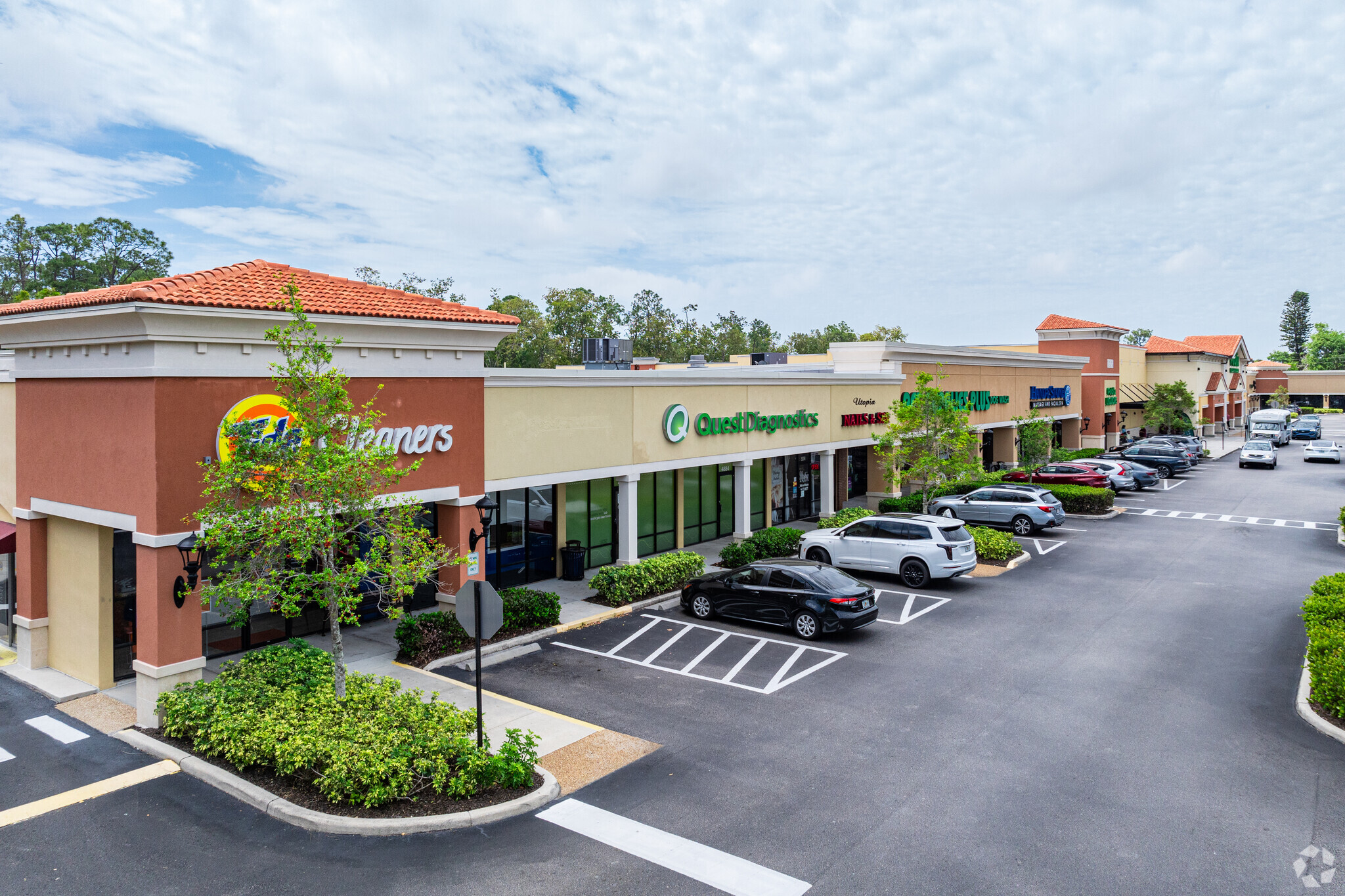 4810-4890 Davis Blvd, Naples, FL for lease Primary Photo- Image 1 of 20