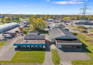 8125-8127 Thompson Rd, Clay, NY for lease Interior Photo- Image 1 of 1