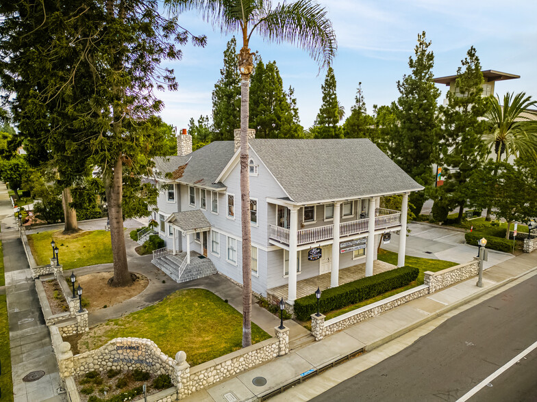 307 E Chapman Ave, Orange, CA for lease - Building Photo - Image 1 of 44