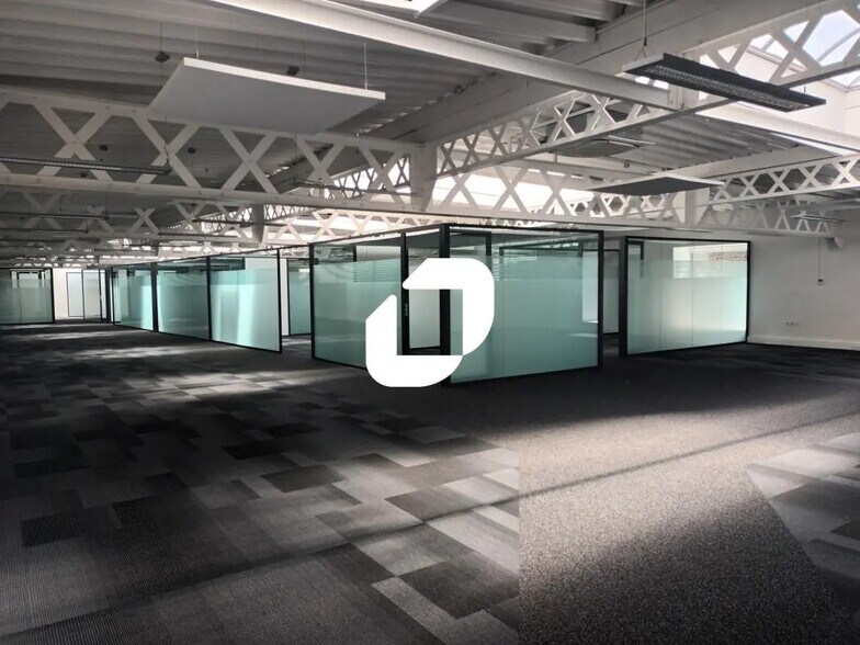 125 Avenue De La République, La Madeleine for lease - Building Photo - Image 3 of 7