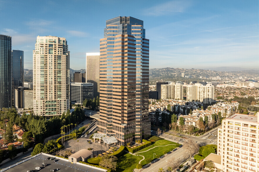 2121 Avenue of the Stars, Century City, CA for lease - Building Photo - Image 1 of 27