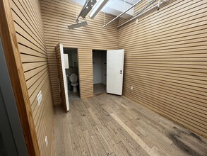 28 W 30th St, New York, NY for lease Interior Photo- Image 1 of 6