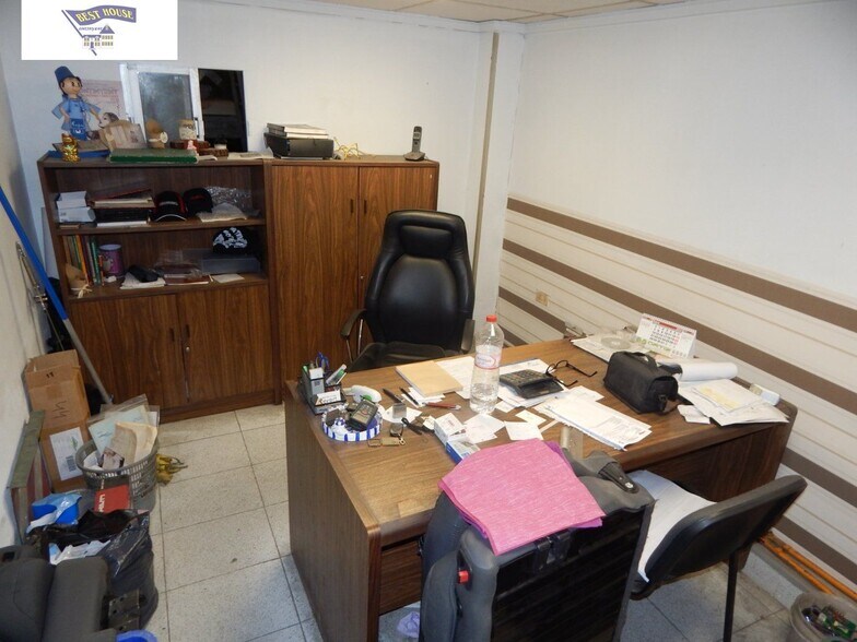 Retail in València for sale - Building Photo - Image 2 of 9