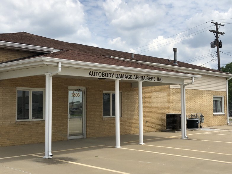 2803 Old Rochester Rd, Springfield, IL for sale - Building Photo - Image 1 of 1