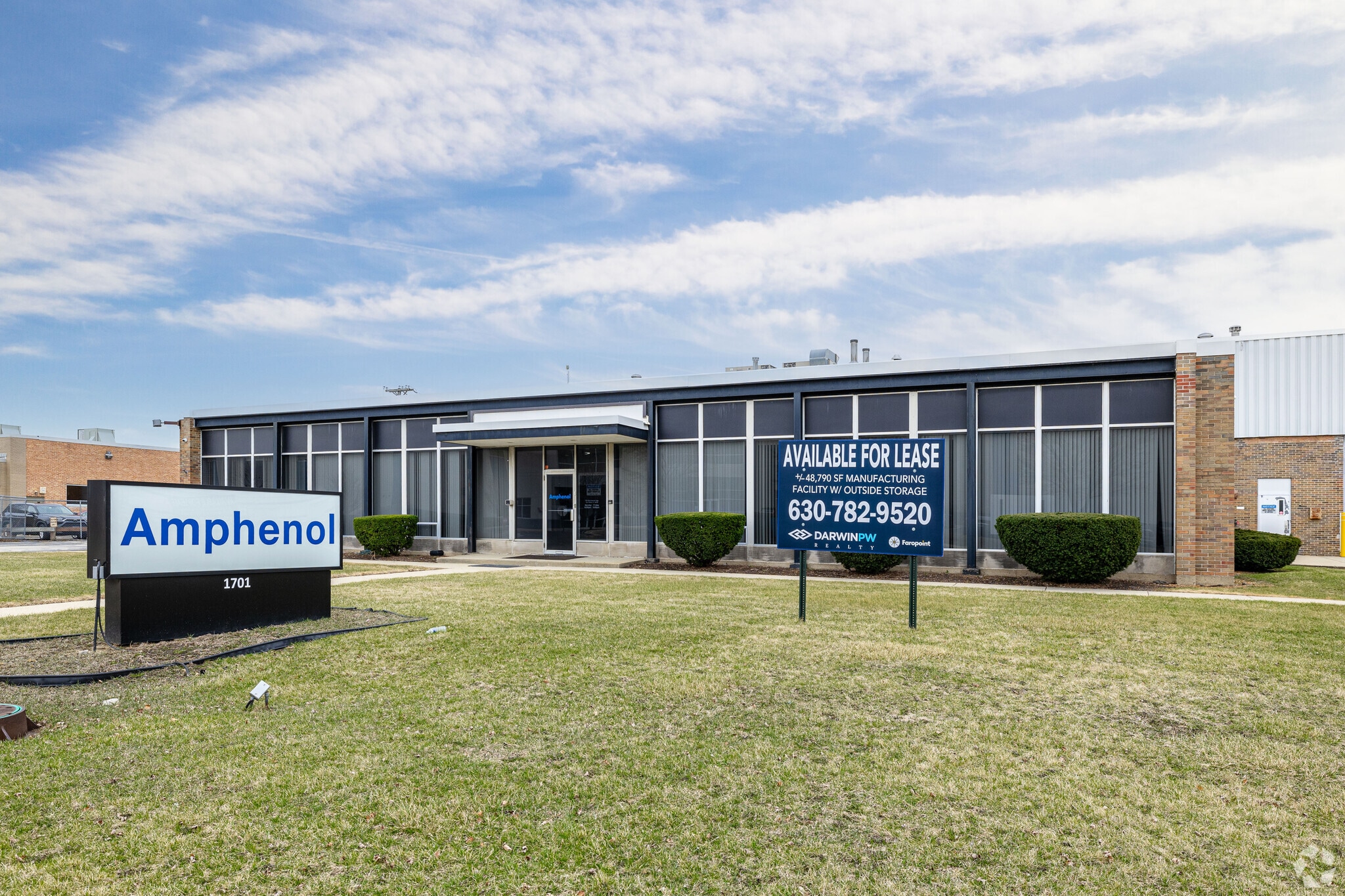 1701 E Birchwood Ave, Des Plaines, IL for sale Primary Photo- Image 1 of 1