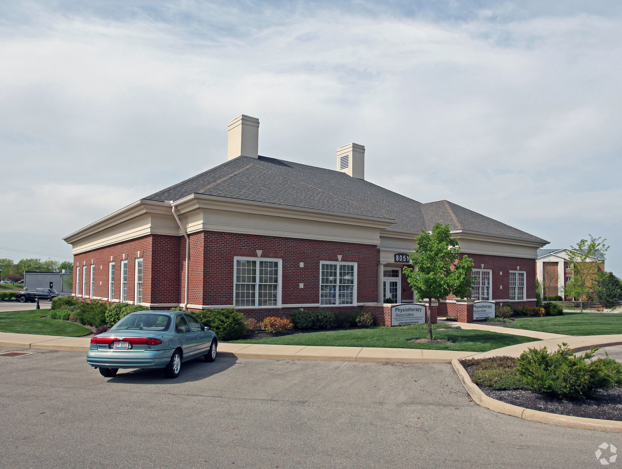 8051 Washington Village Dr, Dayton, OH for lease Building Photo- Image 1 of 5