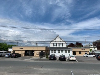 More details for 184 S 1st St, Lindenhurst, NY - Retail for Lease