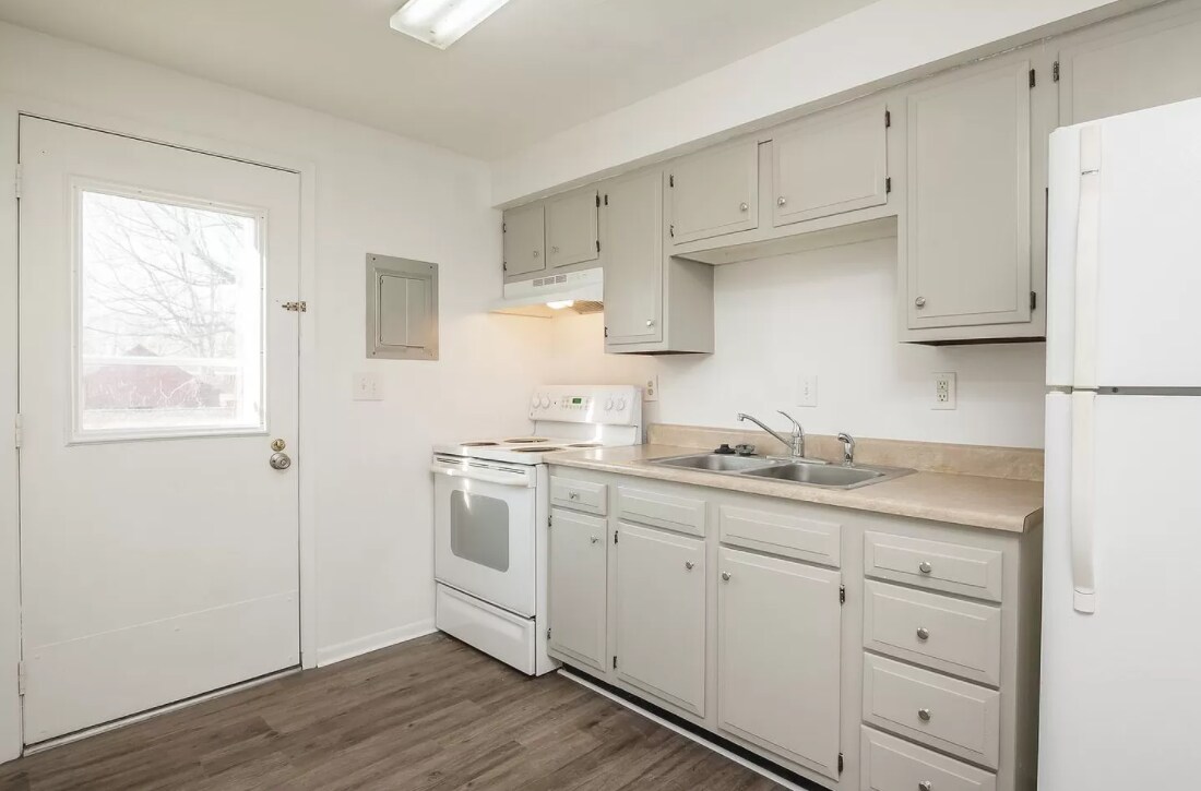 802 S Main St, Franklin, OH for sale Building Photo- Image 1 of 1