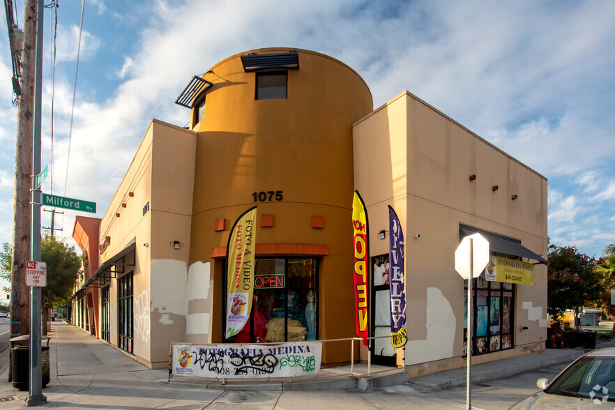 1075 S White Rd, San Jose, CA for lease - Building Photo - Image 1 of 5