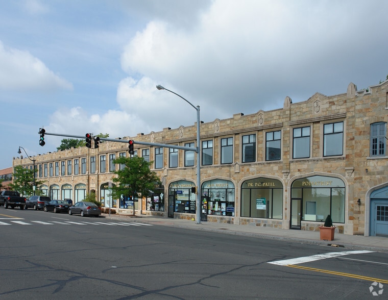 520 West Ave, Norwalk, CT 06850 Frost Building