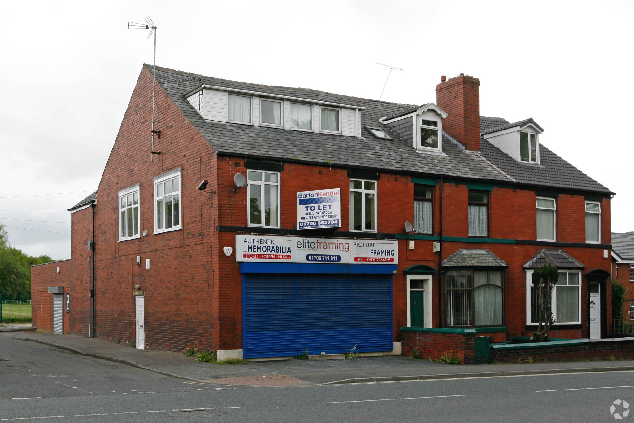 412 Bury Rd, Rochdale for sale Primary Photo- Image 1 of 1