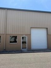 13513 Prestige Pl, Tampa, FL for lease Building Photo- Image 1 of 8