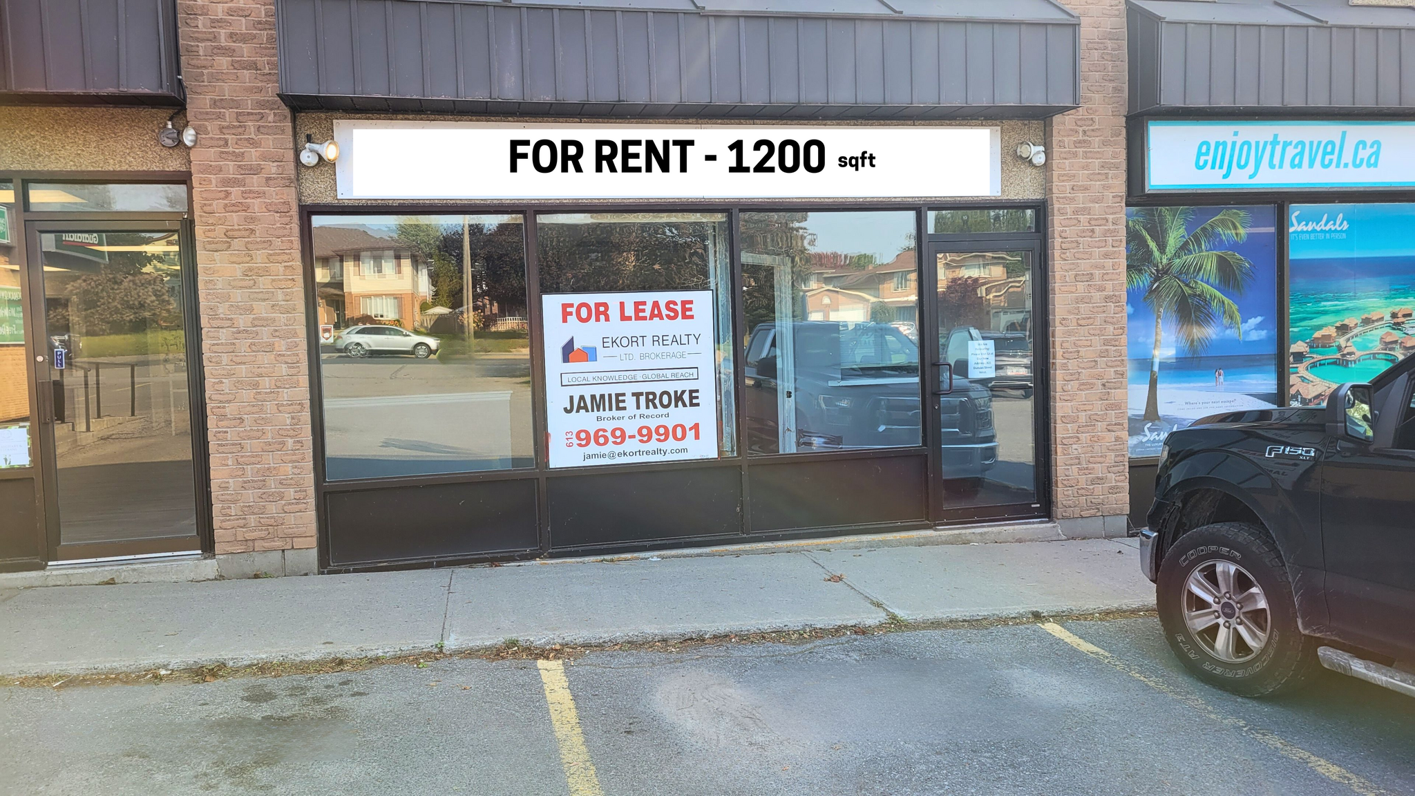 469-499 Dundas St W, Quinte West, ON for lease Building Photo- Image 1 of 13