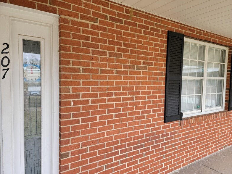 14300 Gallant Fox Ln, Bowie, MD for sale - Building Photo - Image 2 of 27