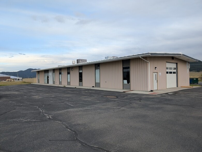 118 S Parkmont, Butte, MT for lease - Primary Photo - Image 1 of 10