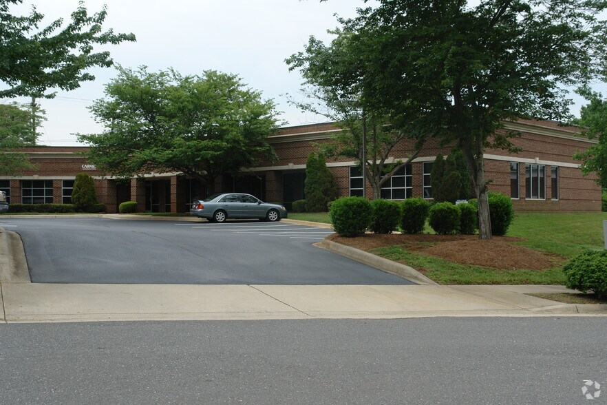 8030 England St, Charlotte, NC for lease - Image 1 of 3